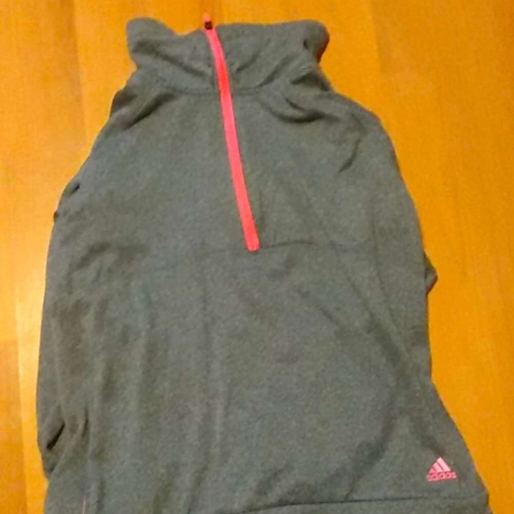 Pullover sweater